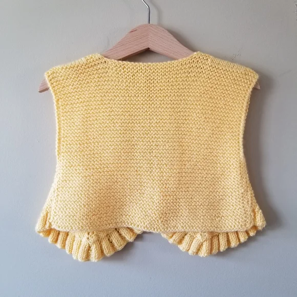 NEW Hand Knitted 2- 3 Years old Sleeves Yellow Cardigan - Picture 3 of 3